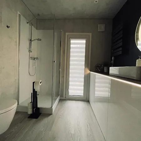 Voralpen - Mit Gym, Sauna & Hot Tub פארק נופש